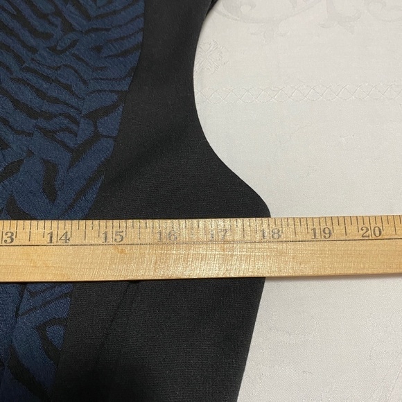 Ivanka Trump Sleeveless Women's Blue/Black‎ Cocktail Midi Dress Size 14 - Picture 8 of 12